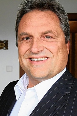 Питер Болт