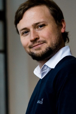 Том Ван Авермает