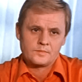 Александр Лапшин