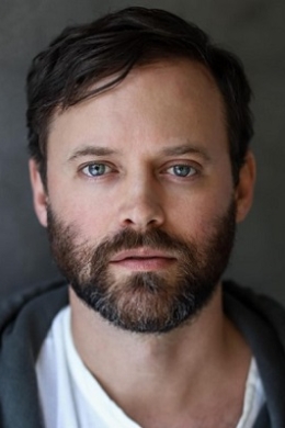 Оливер Экланд