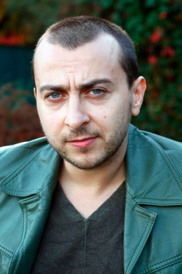 Али Атай