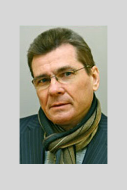 Олег Жданов