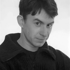 Денис Гнедовец