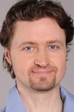 Егор Новокшонов