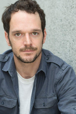 Райан Барри