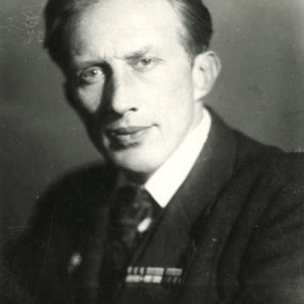 Лев Степанов