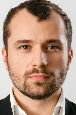 Александр Якин