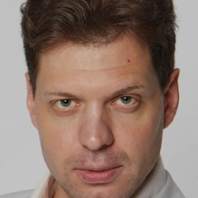 Андрей Макаров
