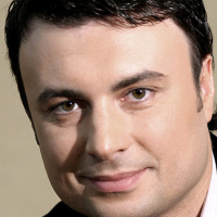 Максим Новиков