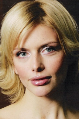 Анна Чурина