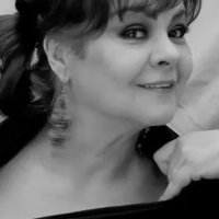 Адриана Лаффан