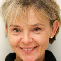 Элина Райнольд