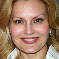 Елена Старостина
