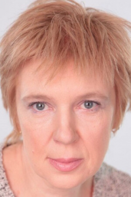 Елена Старостина