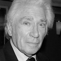 Фрэнк Финлей