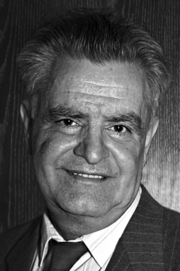 Фазиль Искандер