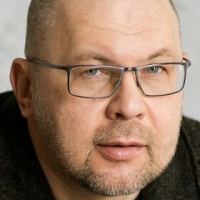 Алексей Иванов