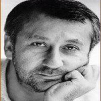Юрий Степанов