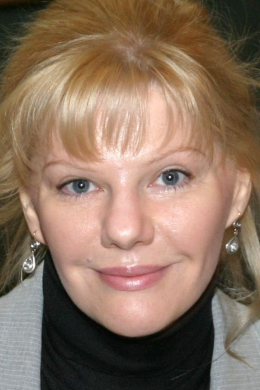 Александра Захарова