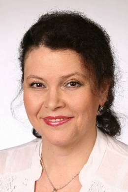 Янина Хачатурова