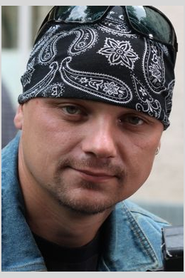 Виктор Гусаров