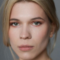 Полина Строгая