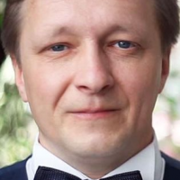 Алексей Иванов