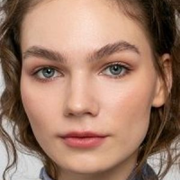 Анна Воронова