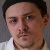 Назар Сафонов