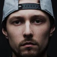 Илья Астраханцев