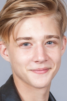 Олег Савостюк