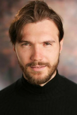 Андрей Нова