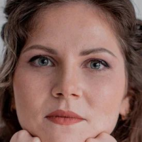 Елена Цуканова