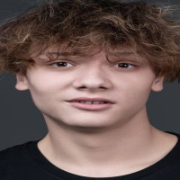 Максим Бурло
