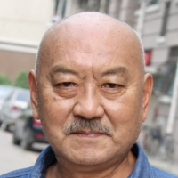 Цзян Хуа