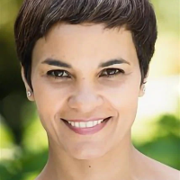 Рина Махони