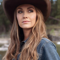 Эмбер Маршалл