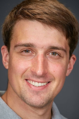 Дмитрий Сергеев