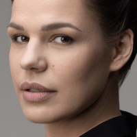 Вера Попова